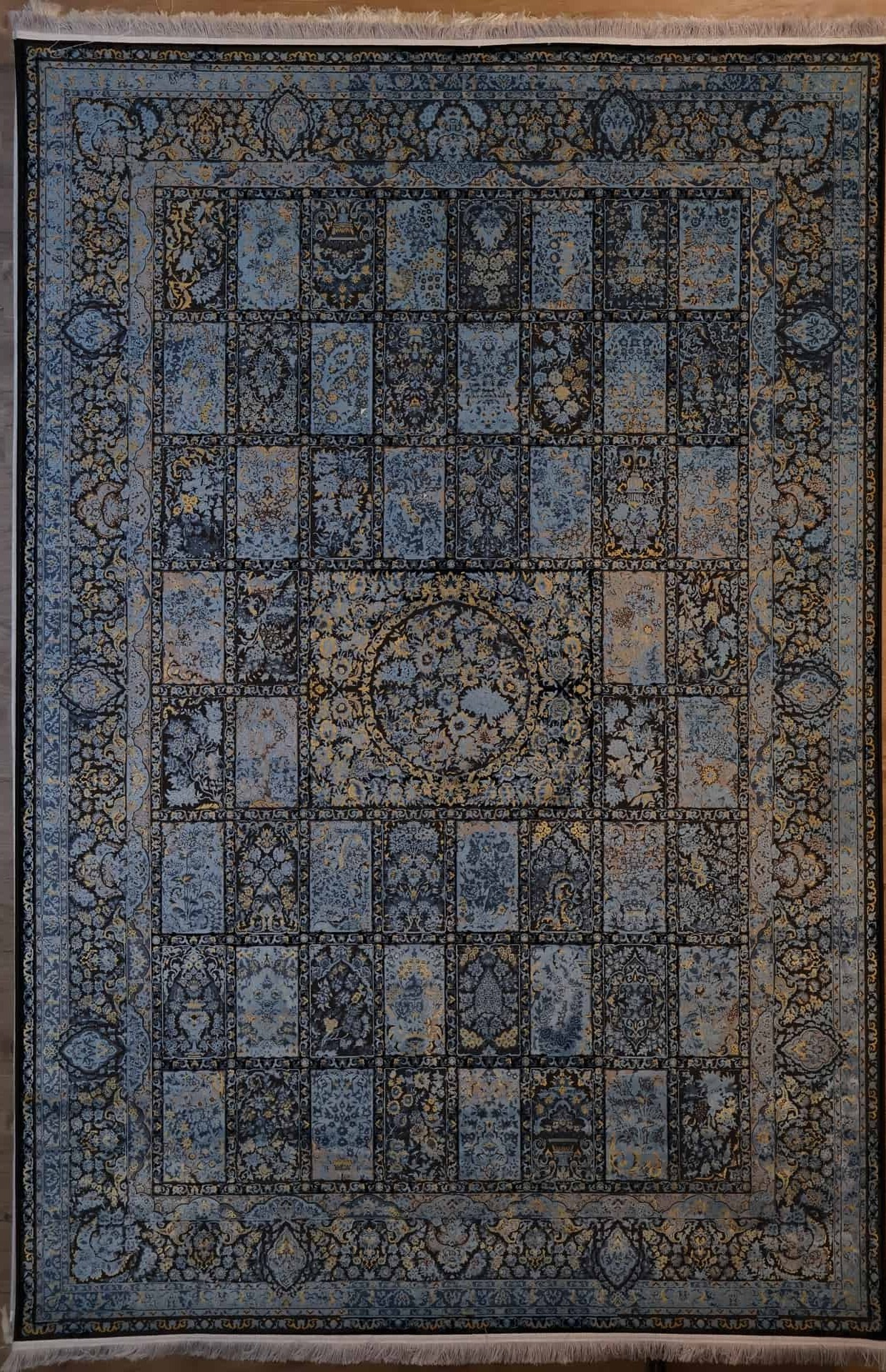 Persischer Ghom Maschinenteppich, blau-grau, Gartenfeldmuster