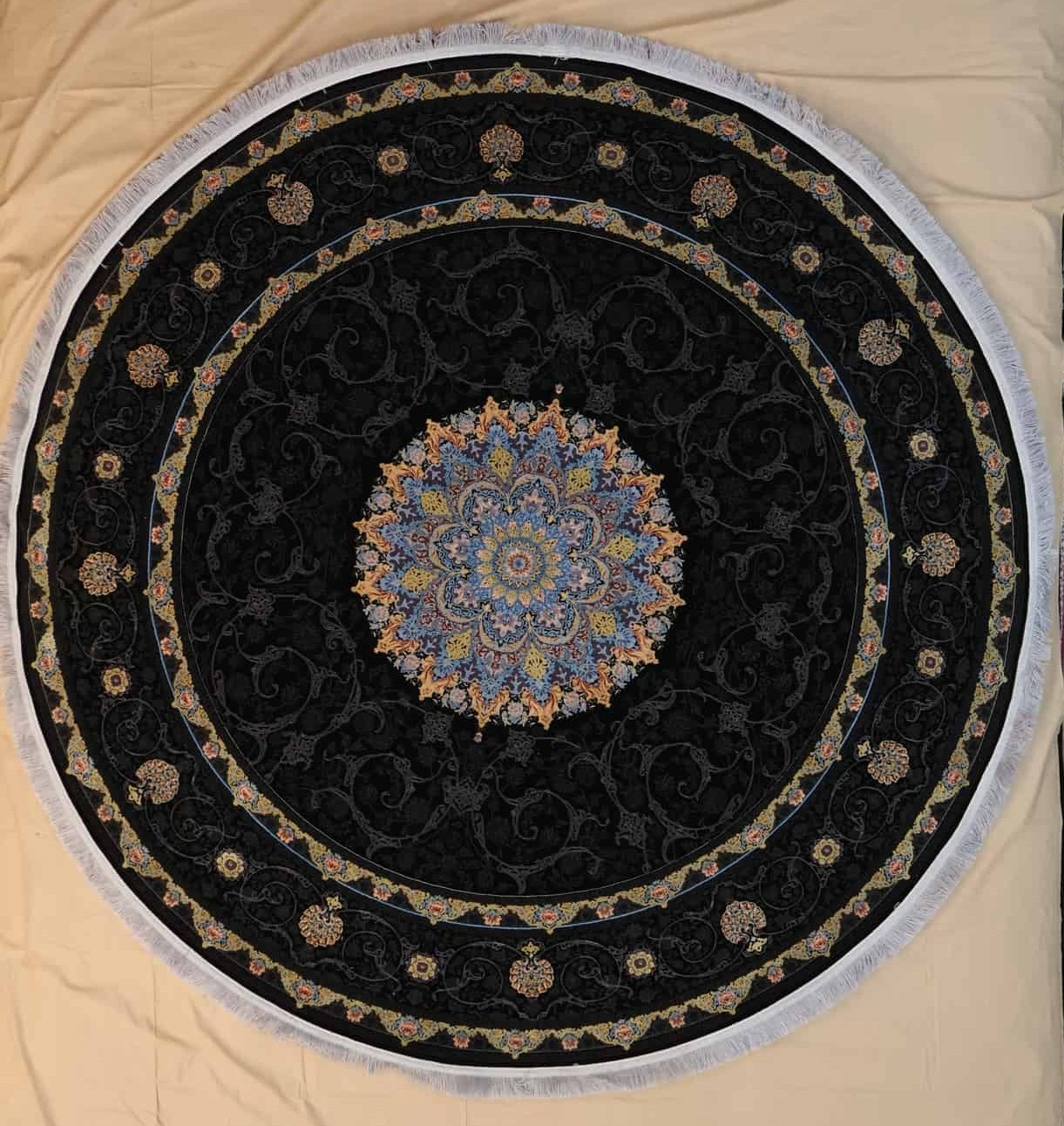 Persischer Maschinenteppich, rund, schwarz, Medaillonmuster