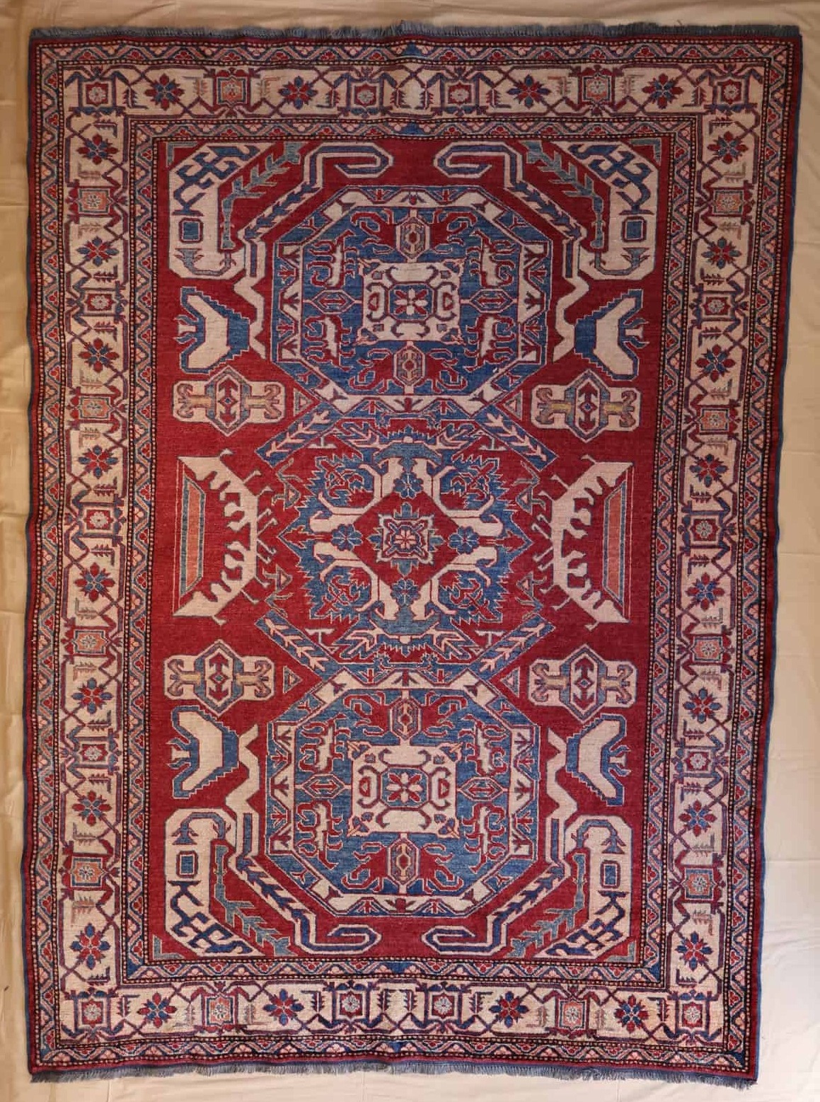 Kasak handgeknüpft Teppich, rot-blau, geometrisches Muster